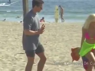 Pecker North spots Stacy on the beach and picks her up for BJ