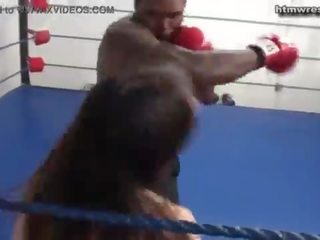 Negra masculino pugilismo beast vs pequena branca jovem fêmea ryona